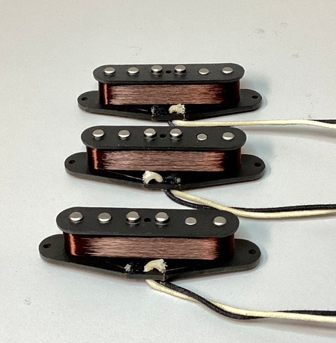 Alnico fender stratocaster - 4,
